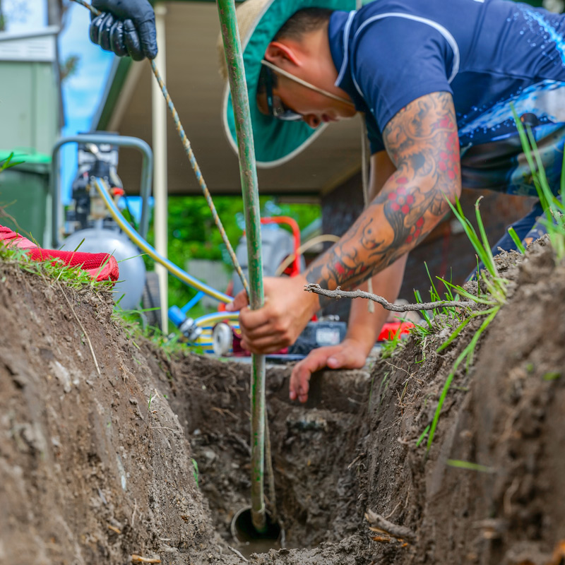 Bleach vs. Blocked Drains: Debunking the Myth